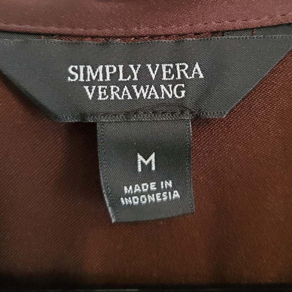 NWT Chestnut Brown Simply Vera VeraWang button down shirt, size M - Picture 7 of 9